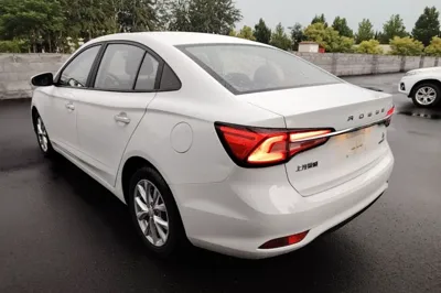 Roewe i5