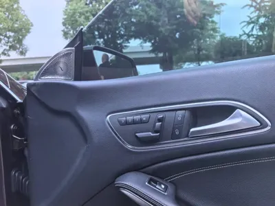 Mercedes-Benz CLA (Import)