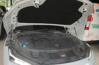 Geely Galaxy E8