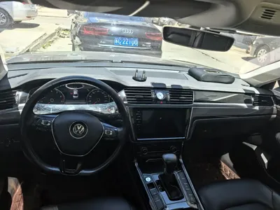 Volkswagen Phideon