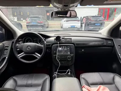 Mercedes-Benz R-Class