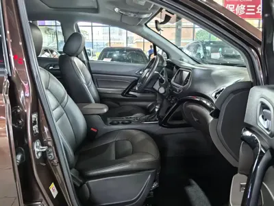 GAC Motor Trumpchi GS4