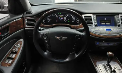 Hyundai Genesis