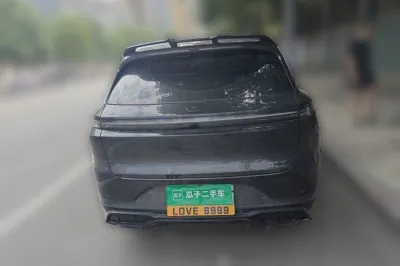 Li Auto L6
