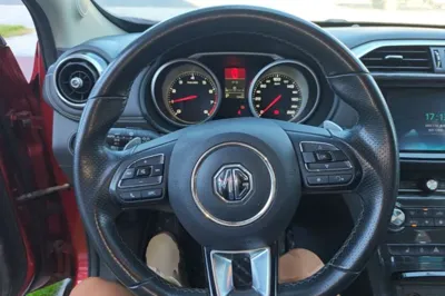 MG GS
