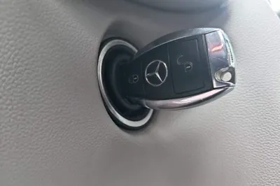 Mercedes-Benz R-Class