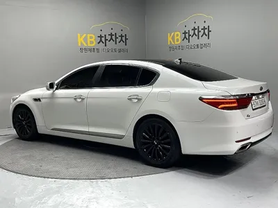 Kia K9