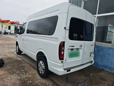 大通 V80