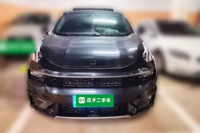 Lynk & Co 05
