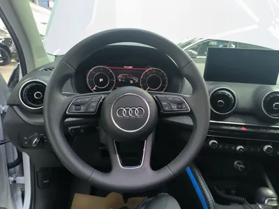 Audi Q2L e-tron