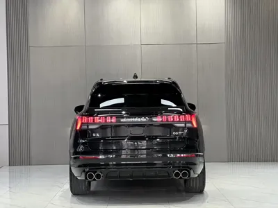 Lynk & Co 09