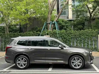 Cadillac XT6