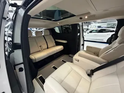 Li Auto Li MEGA