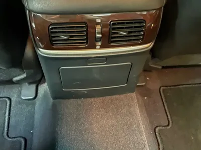 Infiniti Q70