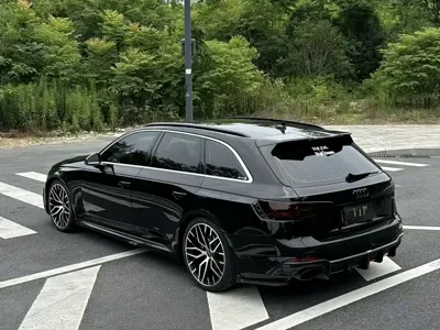 Audi RS 4