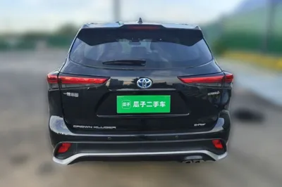 Toyota Crown Kluger