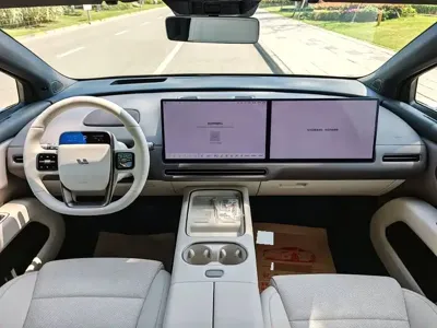 Li Auto 理想i6