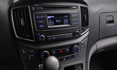 Hyundai Starex