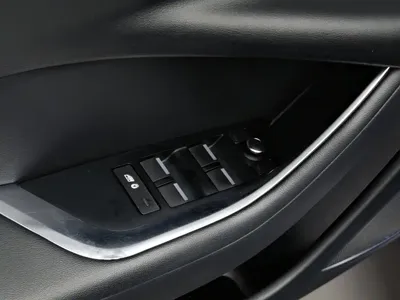 Jaguar XEL