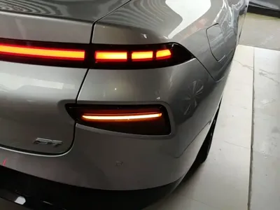 Xpeng P7