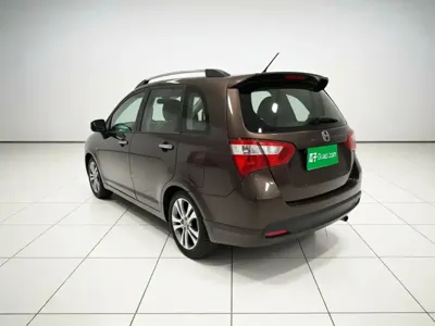 Suzuki Liana A6