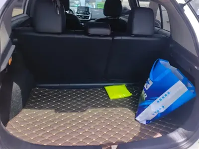 Toyota Yaris L
