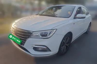 Roewe i5