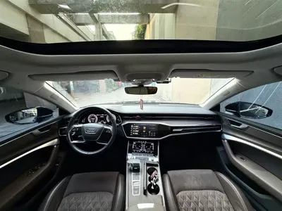 Audi A7L