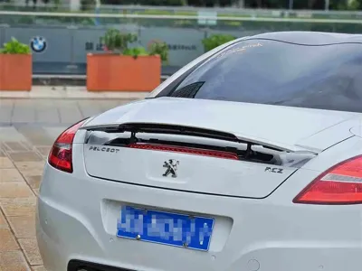 Peugeot RCZ