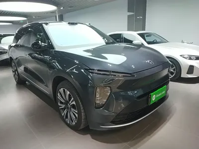 Nio ES8