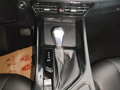Roewe i5