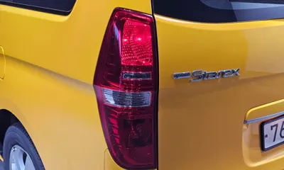 Hyundai Starex