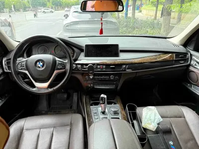 BMW X5 (Import)