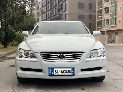 Toyota Reiz