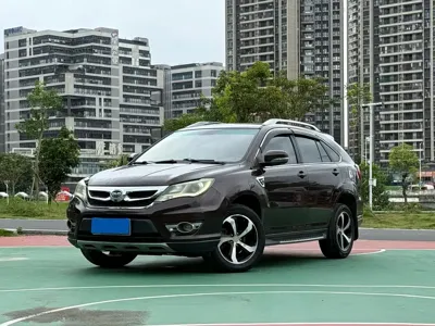 BYD S7