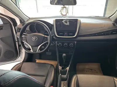 Toyota Yaris L