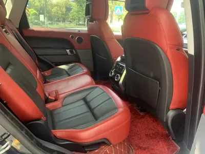 Land Rover Sport
