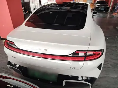 Xiaomi SU7