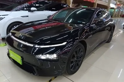 Xpeng P7