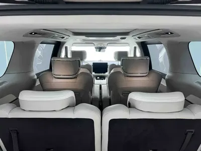 Volvo EM90