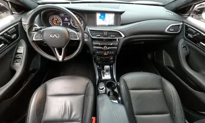 Infiniti QX30
