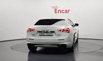 Maserati Ghibli