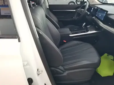 Roewe RX5 Max