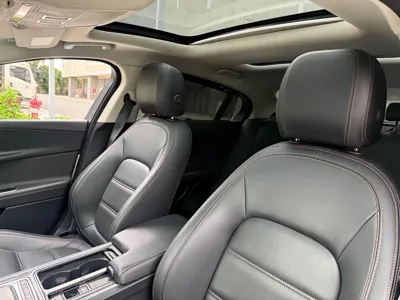 Jaguar XEL