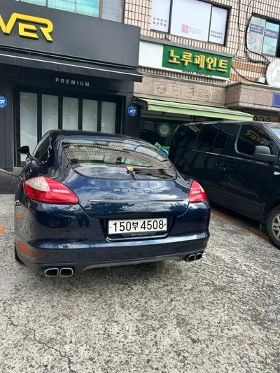 Porsche Panamera