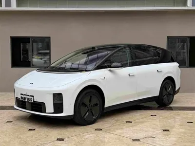 Li Auto 理想i8
