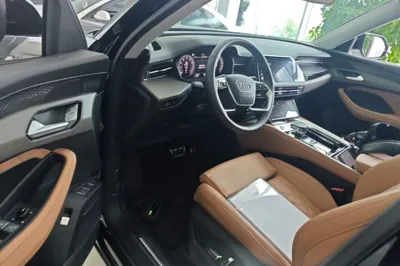 Audi Q6