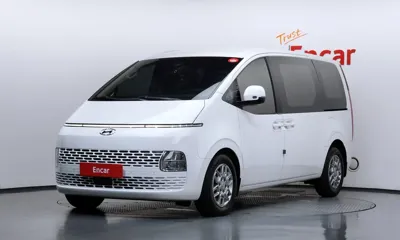 Hyundai Staria