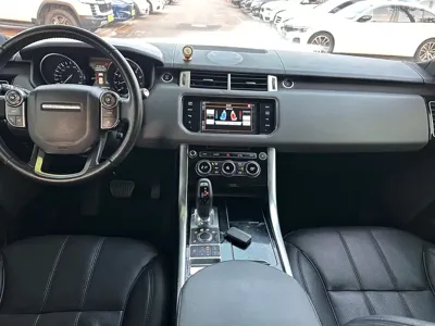 Land Rover Sport
