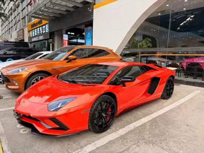 Lamborghini Aventador